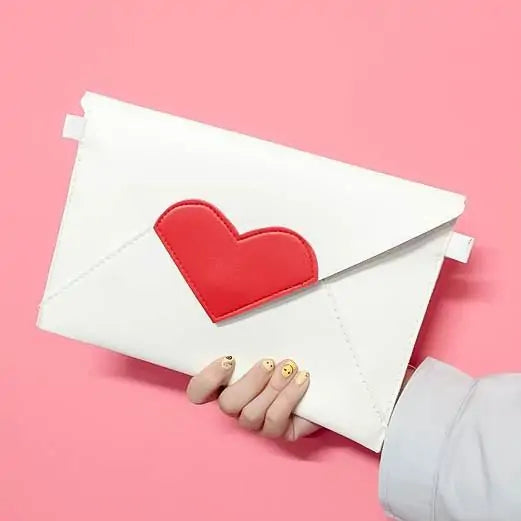 Envelope Chic & Trendy Heart Bag