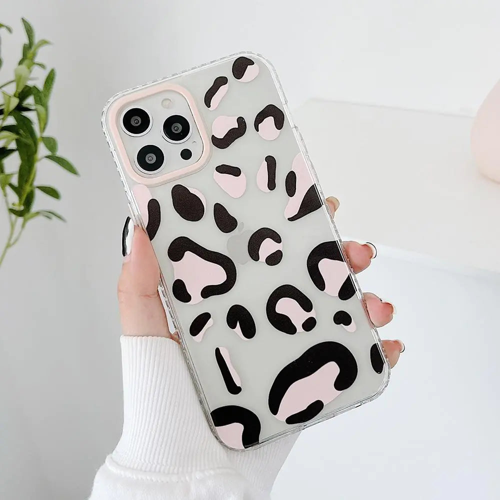 iPhone Vintage Leopard Print Transparent Case